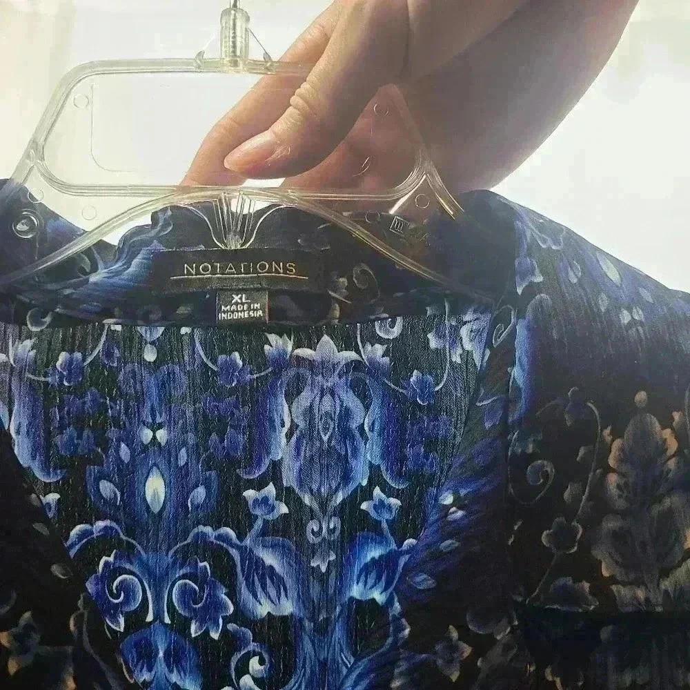 Notations Casual Blue Women's Button Down Shirt Size XL - Picture 3 of 3
